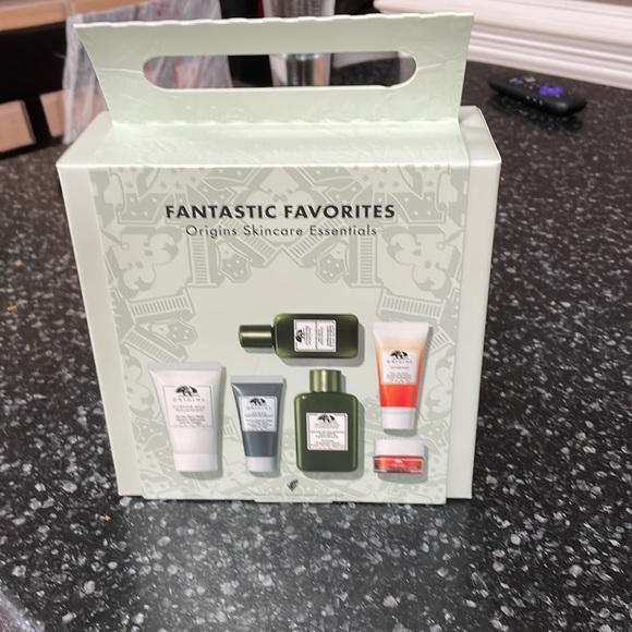 Origins fantastic favorites skincare essentials - Picture 1 of 2